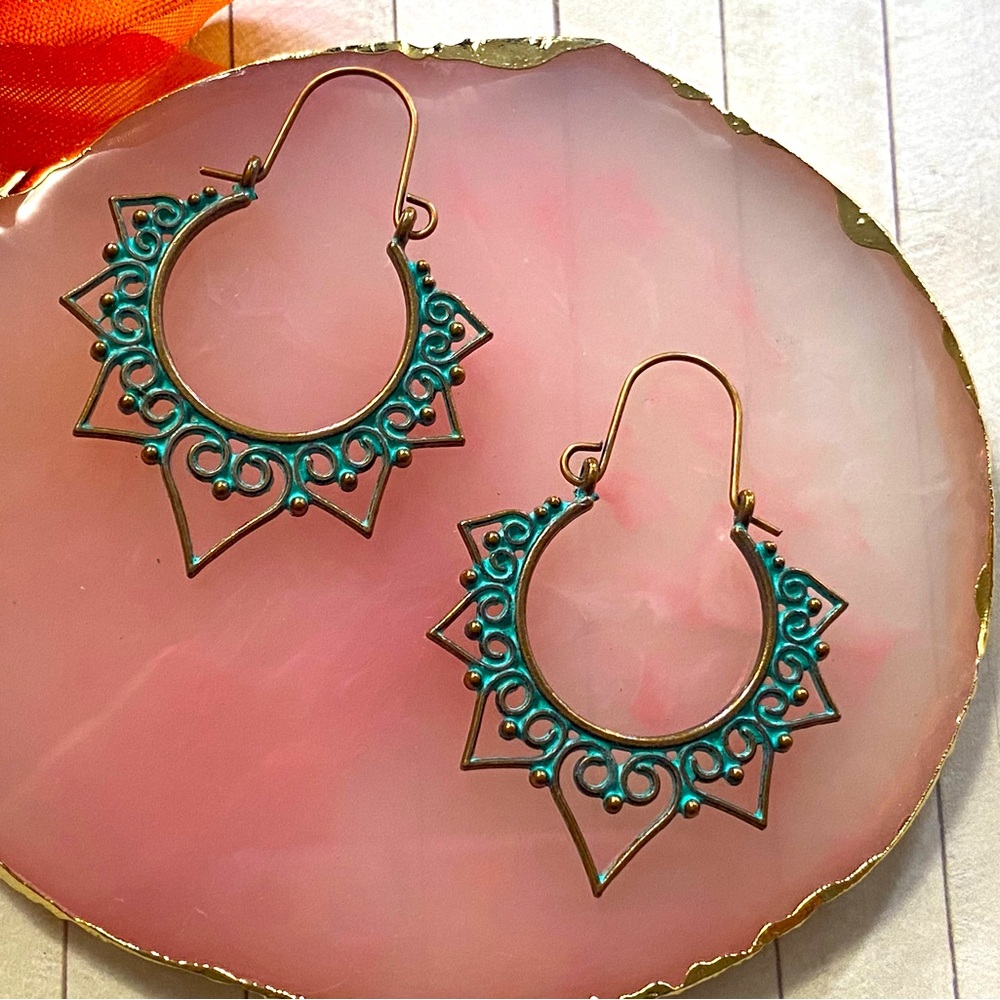 Earring Bronze
